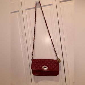 Cross body, red leather quilted pattern